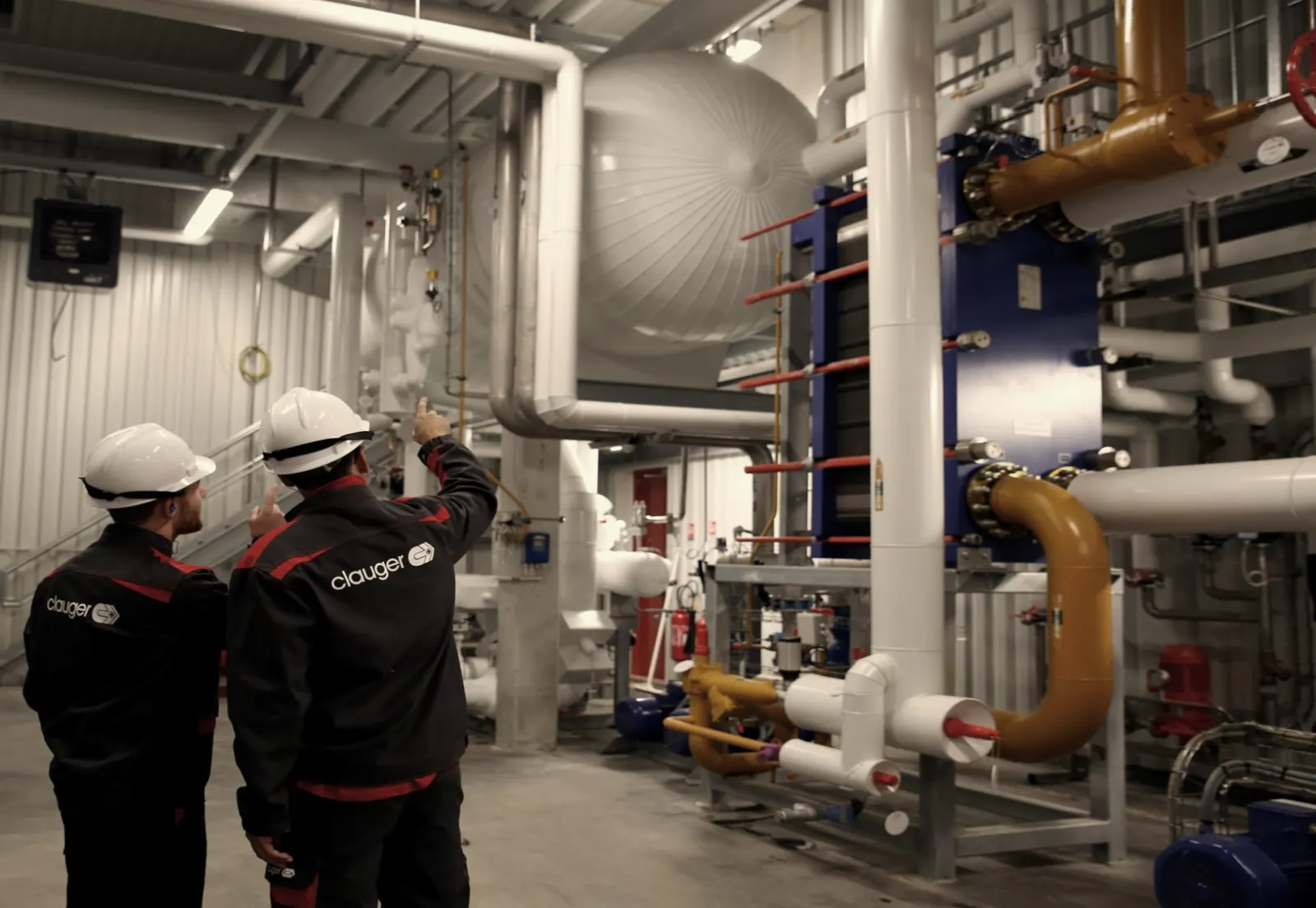 Sala de máquinas en una instalación frigorífica industrial operada por Clauger.